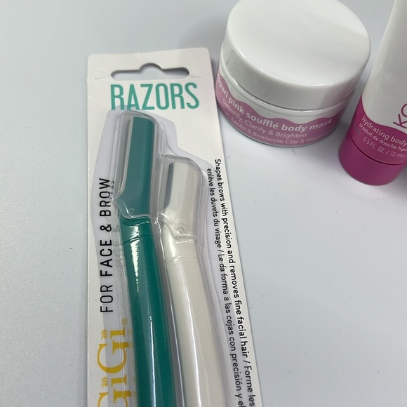 Kopari Spa Day GiftSet plush headband cleanser body wash pink soufflé body mask - Picture 3 of 5